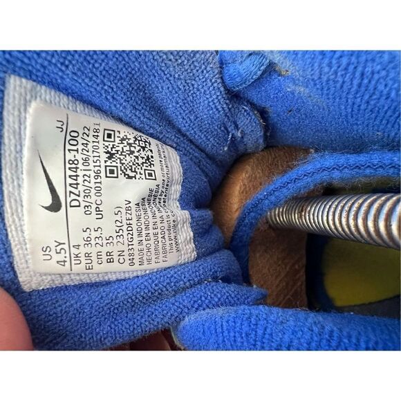 nike air speed turf  DZ4448-100 size 4.5Y - Picture 5 of 6